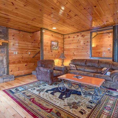 Standing Bear Lodge ガトリンバーグ エクステリア 写真