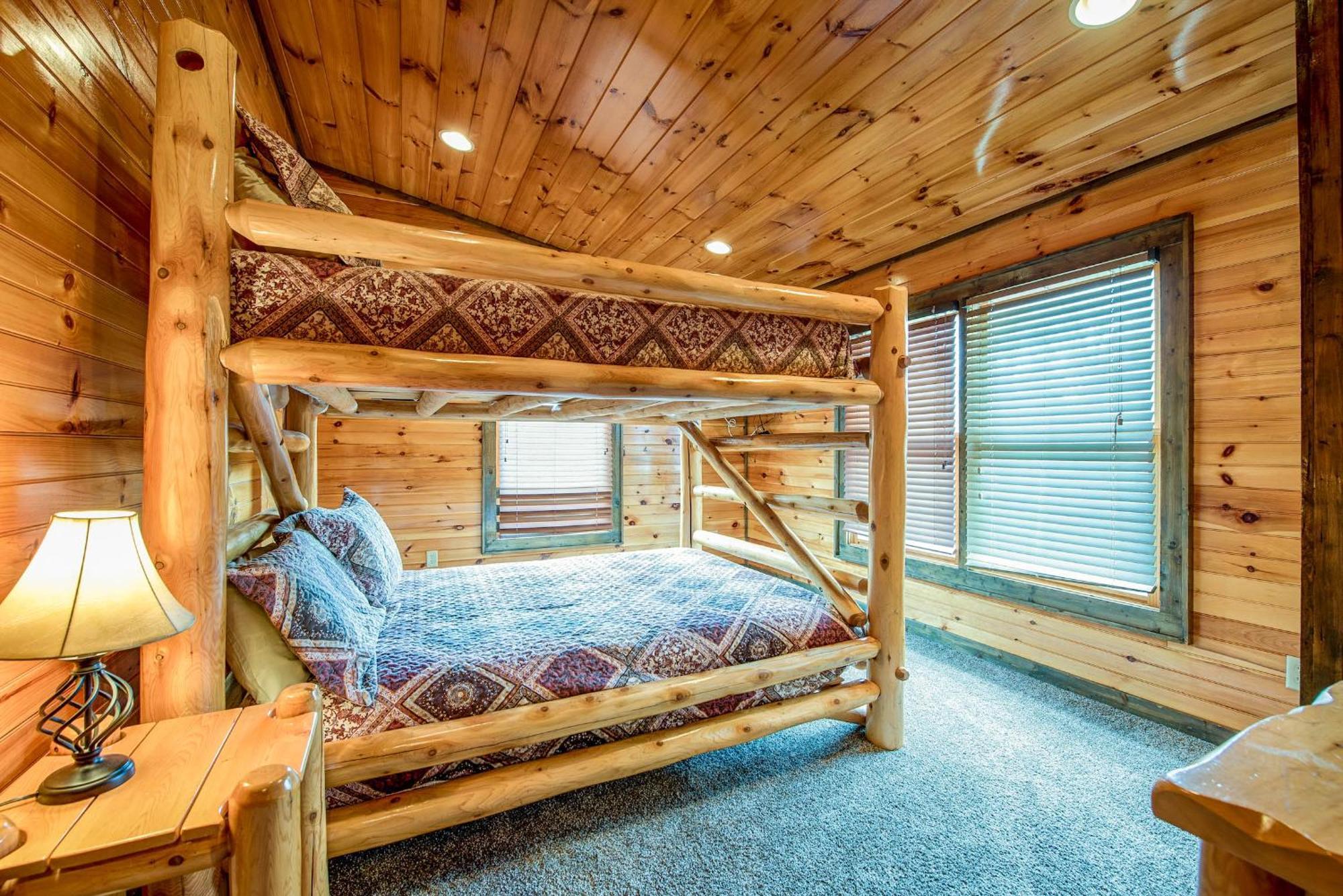 Standing Bear Lodge ガトリンバーグ エクステリア 写真